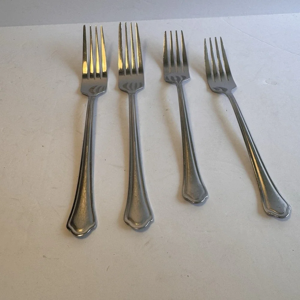4 Pfaltzgraff Forks 18/0